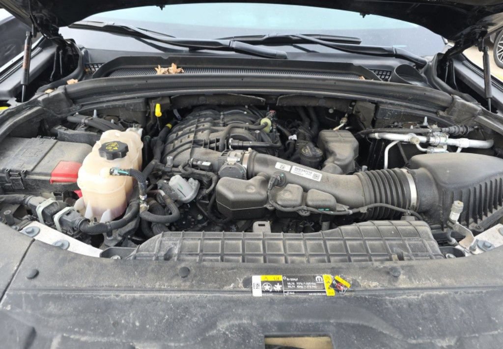 Used 2023 Jeep Grand Cherokee Limited AWD/4WD image 7