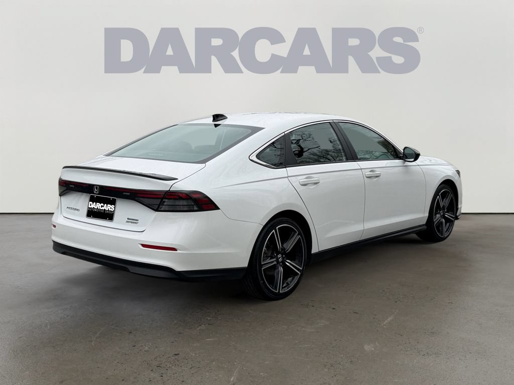 Used 2025 Honda Accord Sport image 7