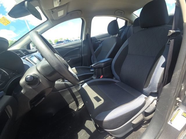 Used 2024 Nissan Versa SV FWD image 19