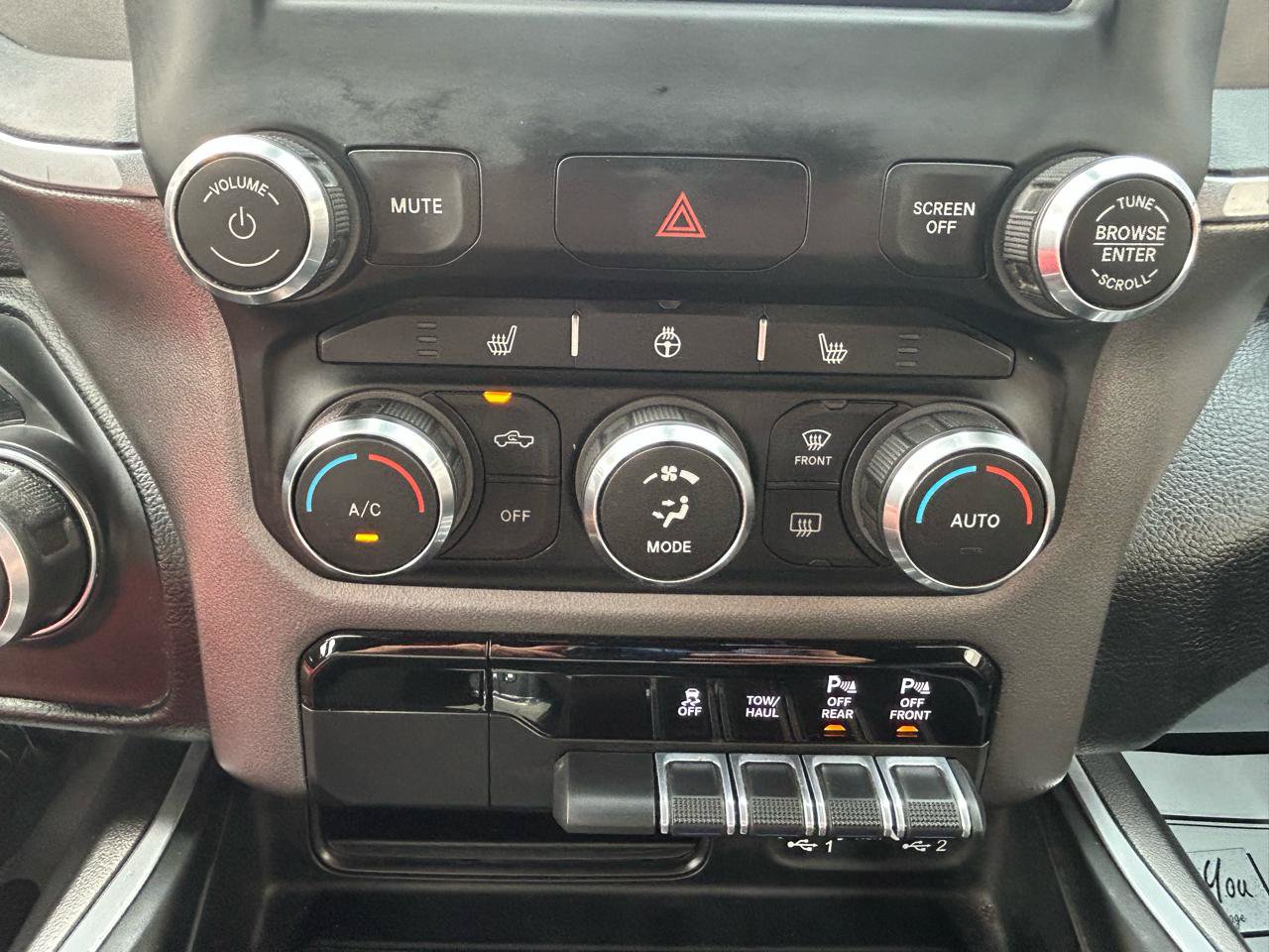 Used 2020 RAM 1500 Big Horn AWD/4WD image 26
