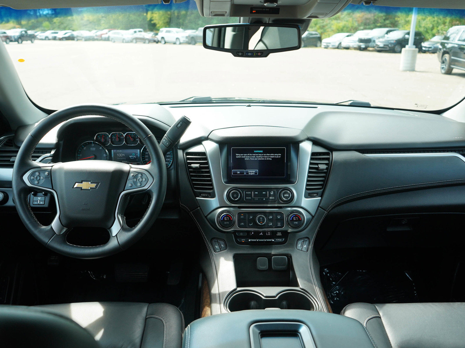 Used 2019 Chevrolet Tahoe LT w/ RST Edition AWD/4WD image 17