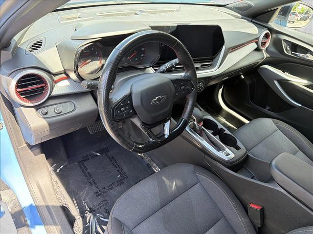 Used 2024 Chevrolet Trax RS w/ Driver Confidence Package FWD image 13
