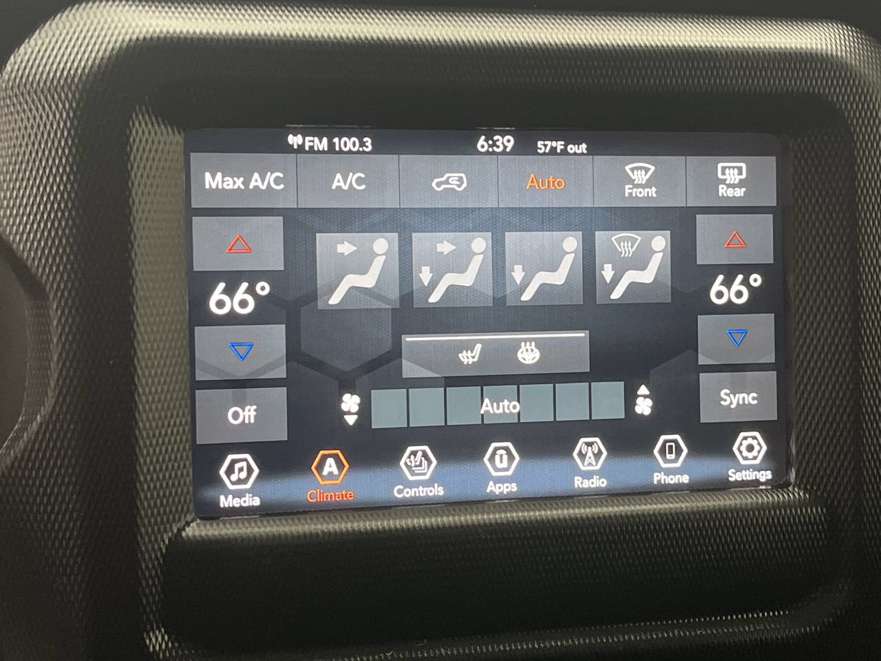 Used 2018 Jeep Wrangler Unlimited Sport S AWD/4WD image 17