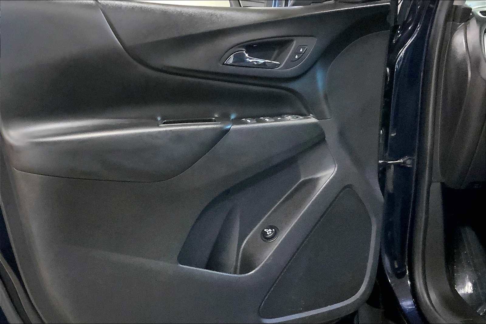 Used 2020 Chevrolet Equinox LT image 20