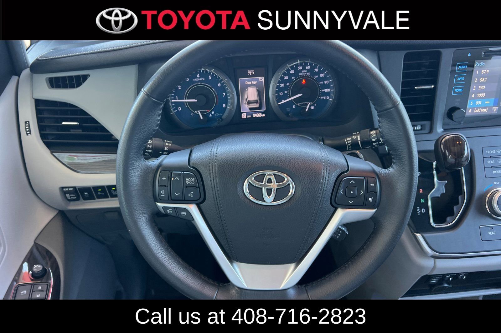 Used 2017 Toyota Sienna XLE w/ XLE Navigation Package FWD image 18