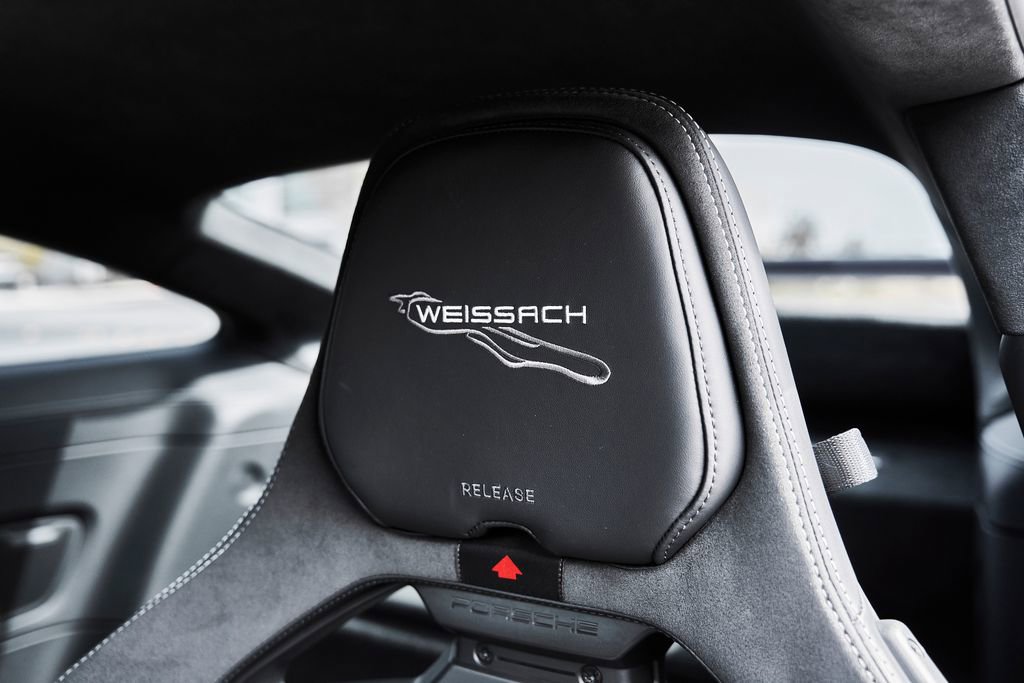 Used 2025 Porsche 911 GT3 RWD image 48