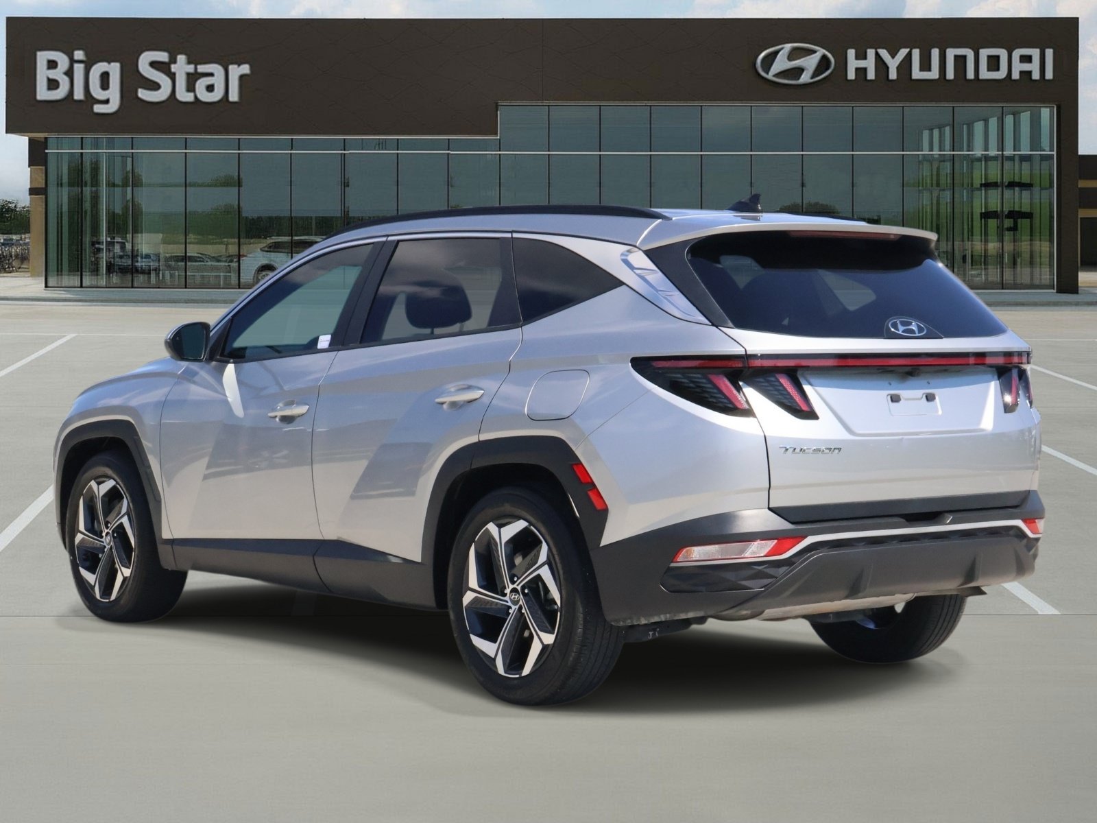 Used 2023 Hyundai Tucson SEL w/ Convenience Package FWD image 3