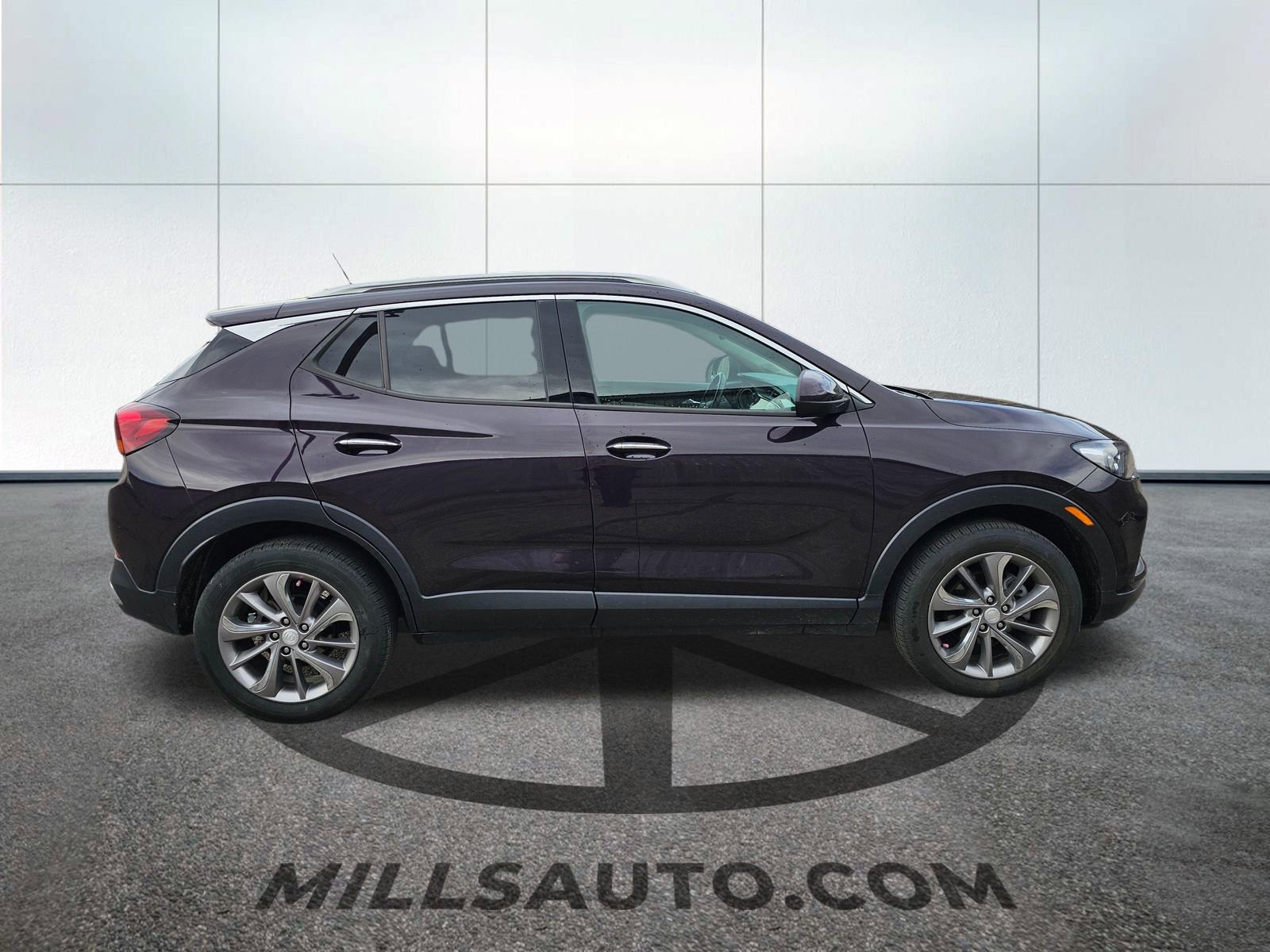 Used 2021 Buick Encore GX Essence w/ Experience Buick Package AWD/4WD image 5