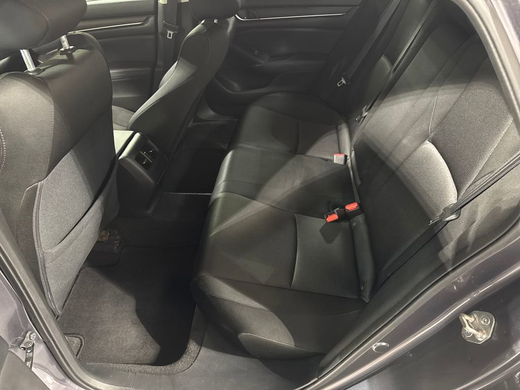 Certified 2018 Honda Accord EX image 5