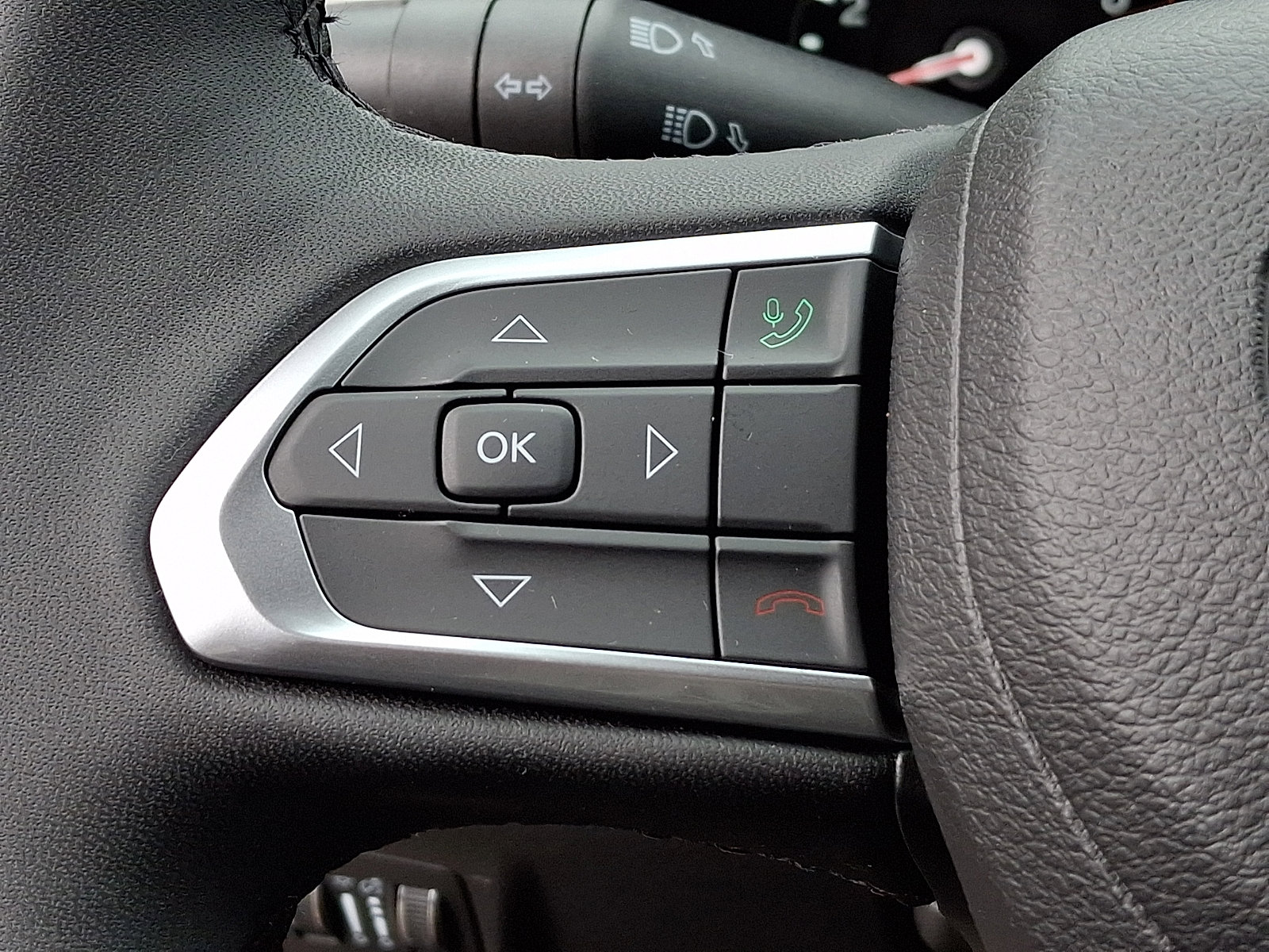 Certified 2025 Jeep Compass Limited AWD/4WD image 21