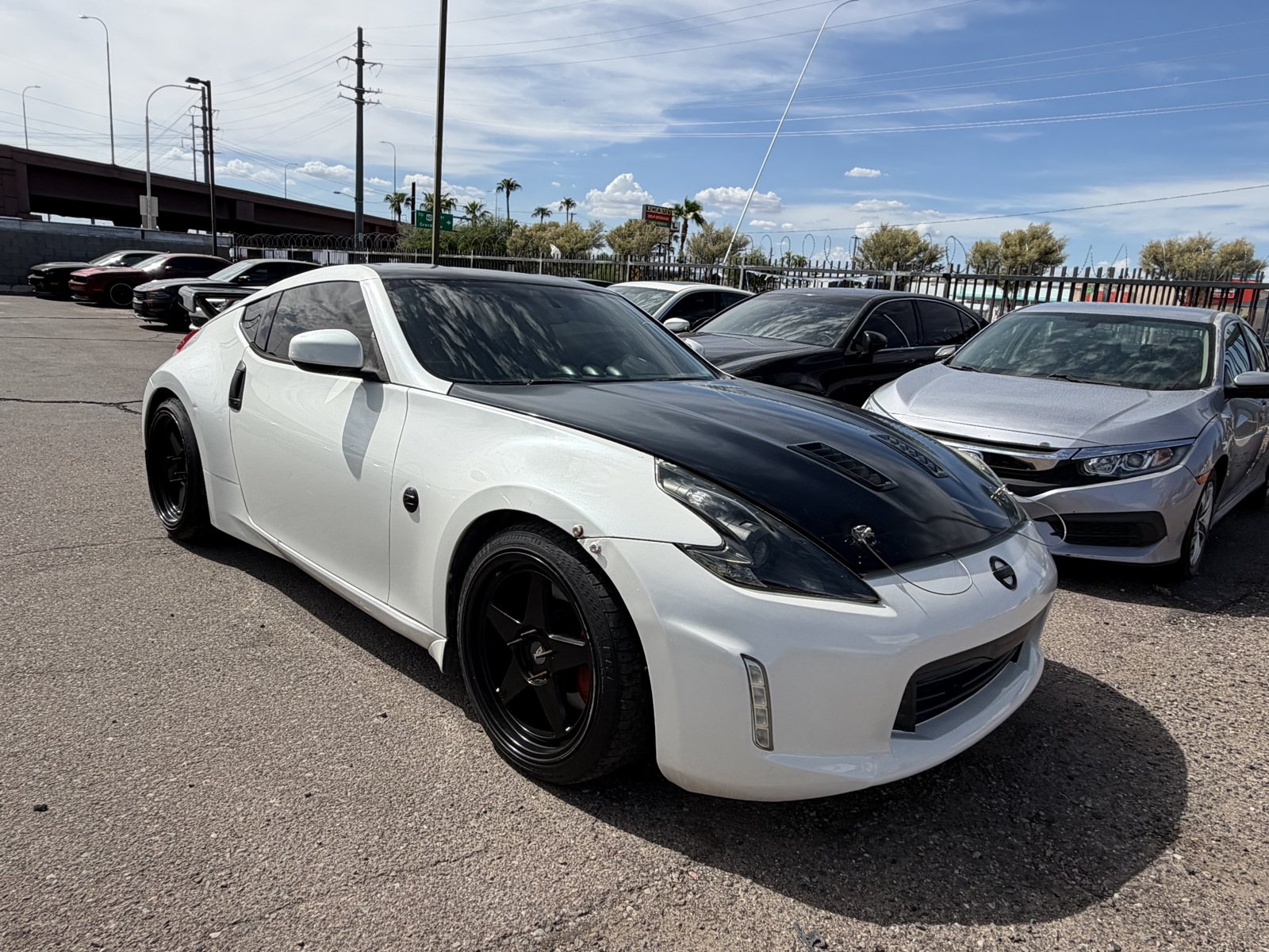 Used 2013 Nissan 370Z Touring w/ Sport Pkg RWD image 3