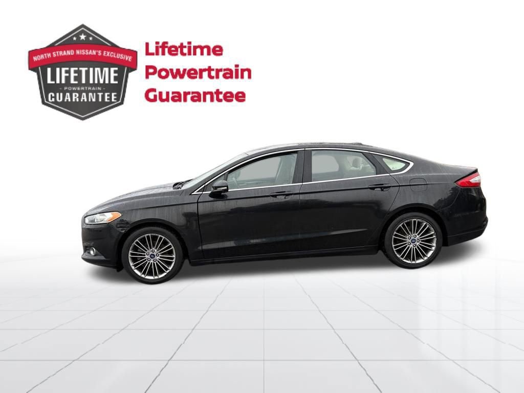 Used 2013 Ford Fusion SE image 2