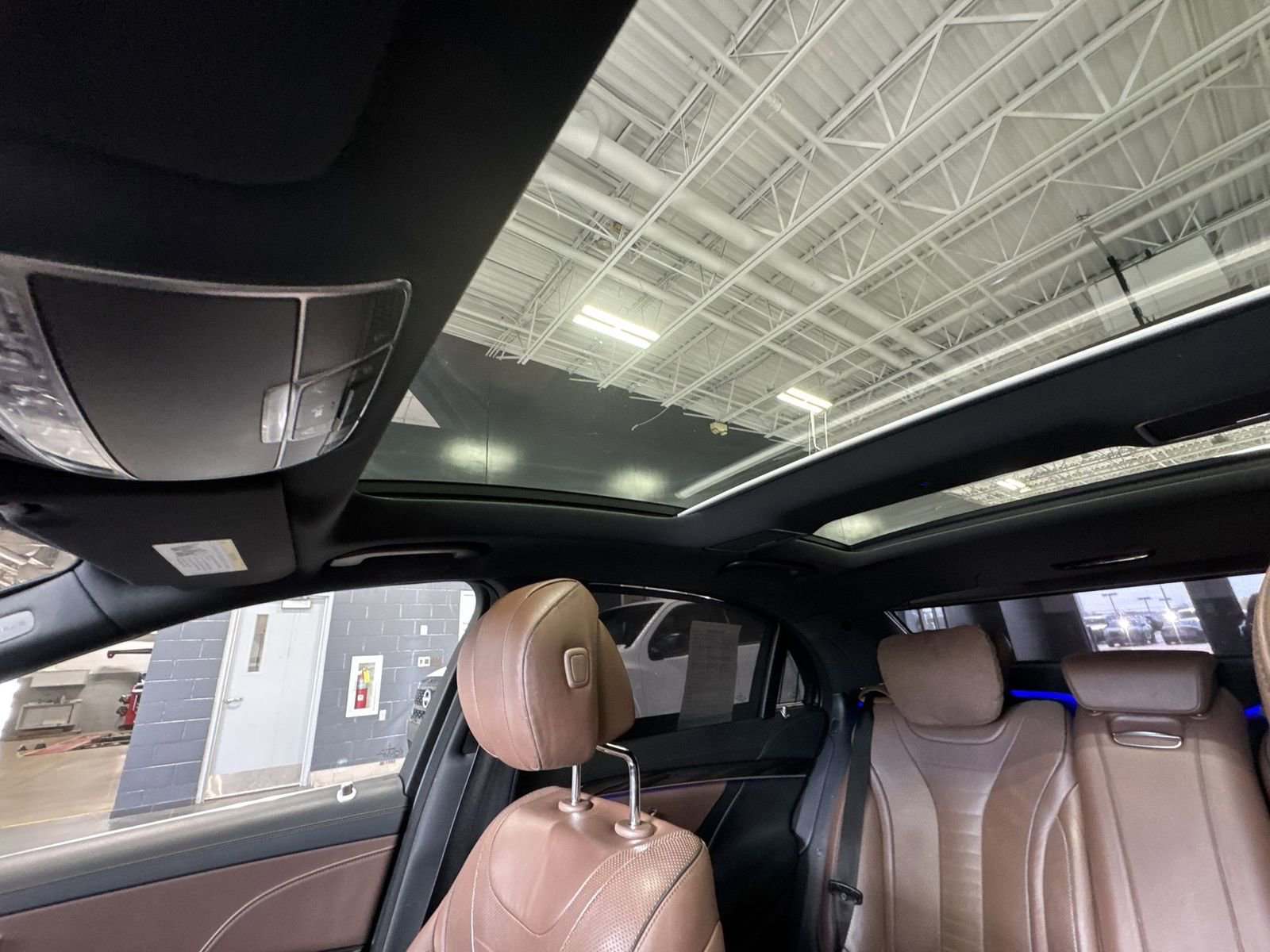 Used 2014 Mercedes-Benz S 550 Sedan image 24