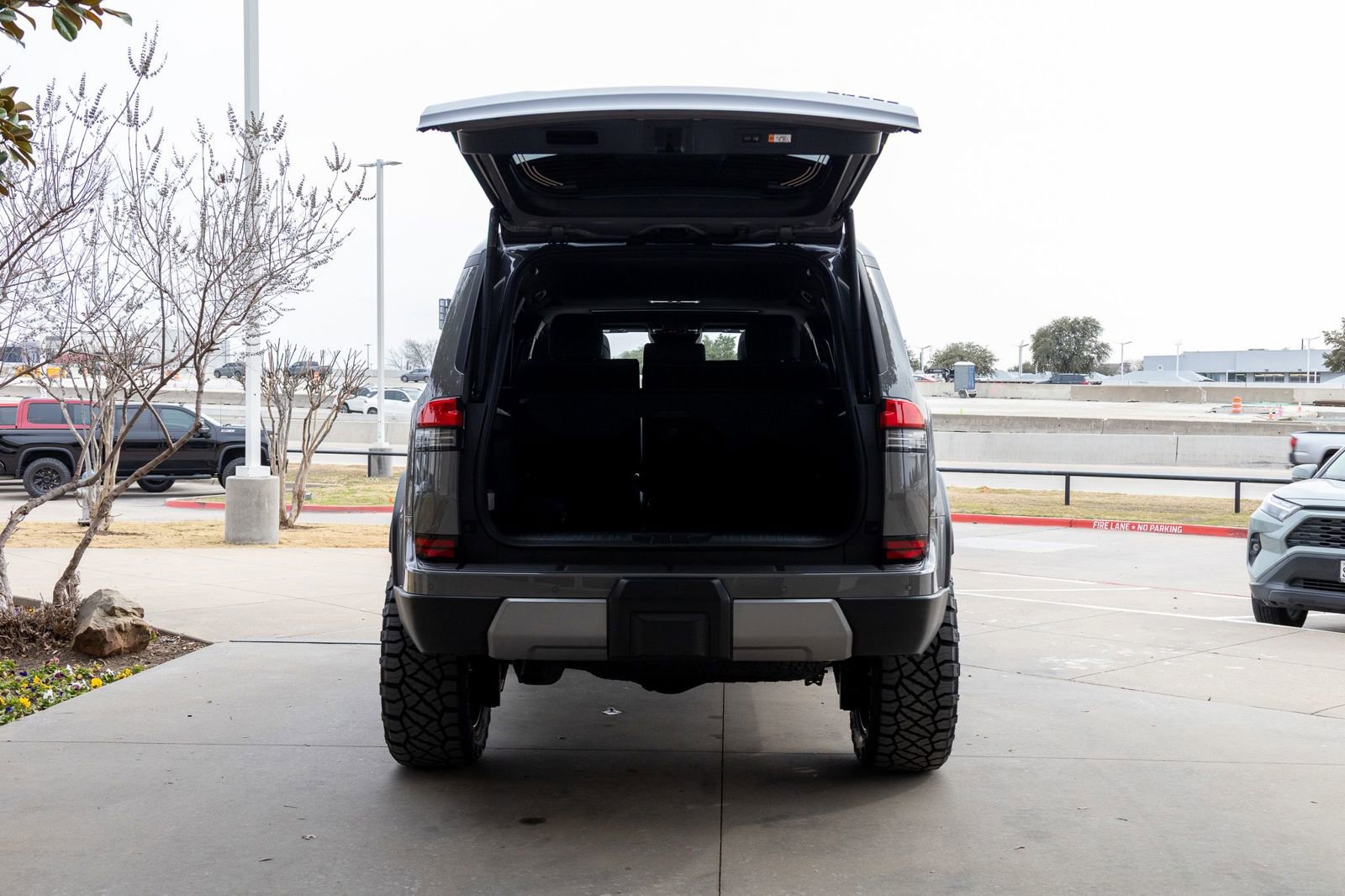 Used 2025 Lexus GX 550 image 9