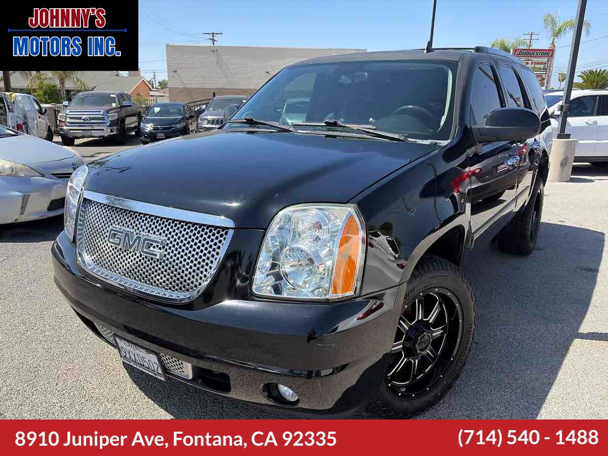 Used 2014 GMC Yukon Denali AWD/4WD image 1
