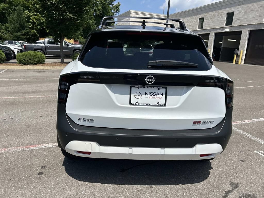New 2026 Nissan Kicks SR w/ Cold Weather Package AWD/4WD image 6