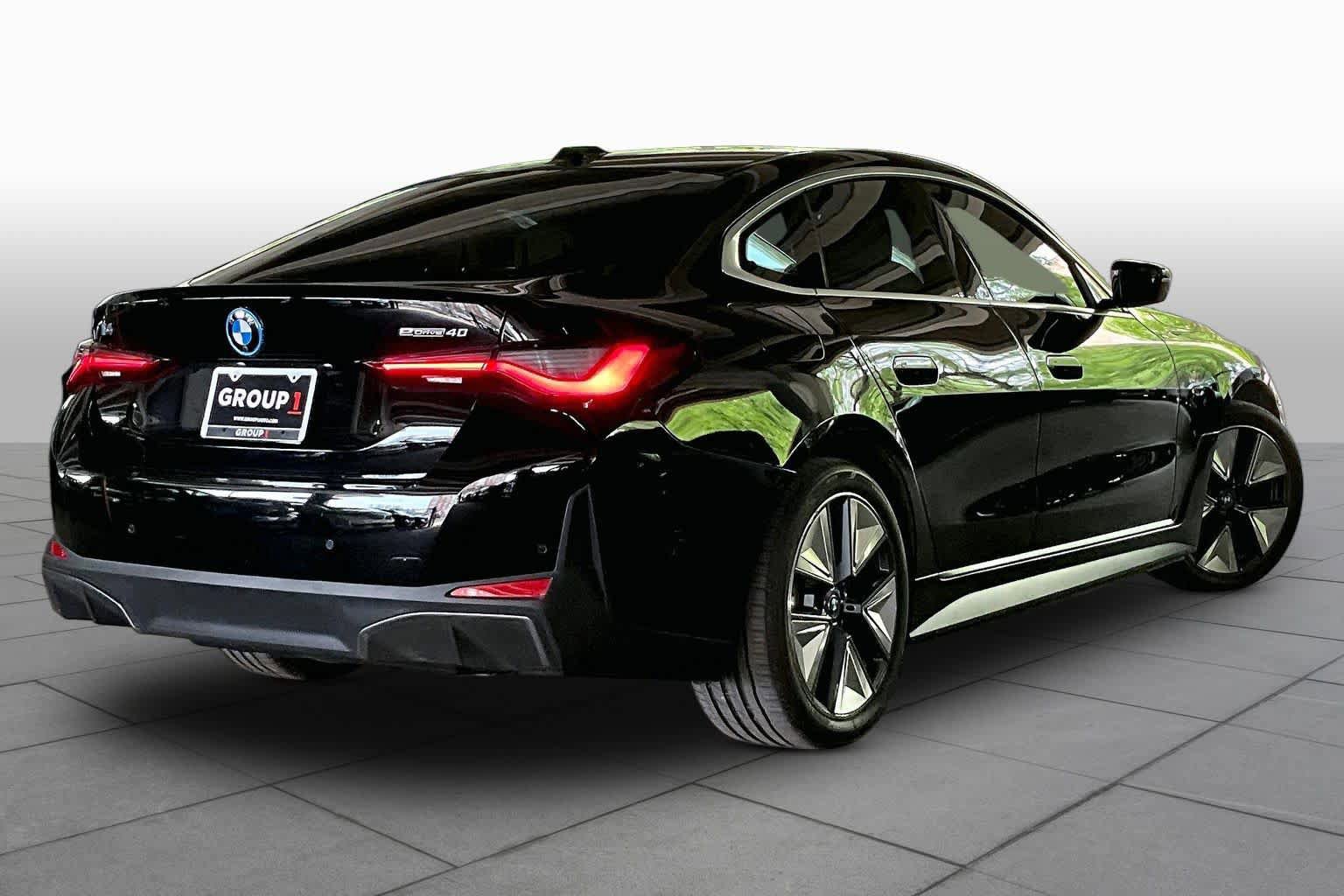 Used 2024 BMW i4 eDrive40 w/ Premium Package RWD image 12
