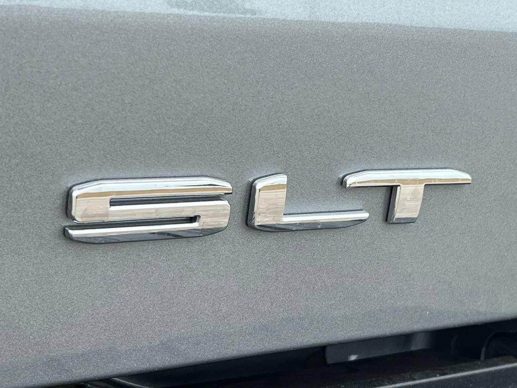 New 2026 GMC Sierra 1500 SLT w/ SLT Premium Plus Package AWD/4WD image 2