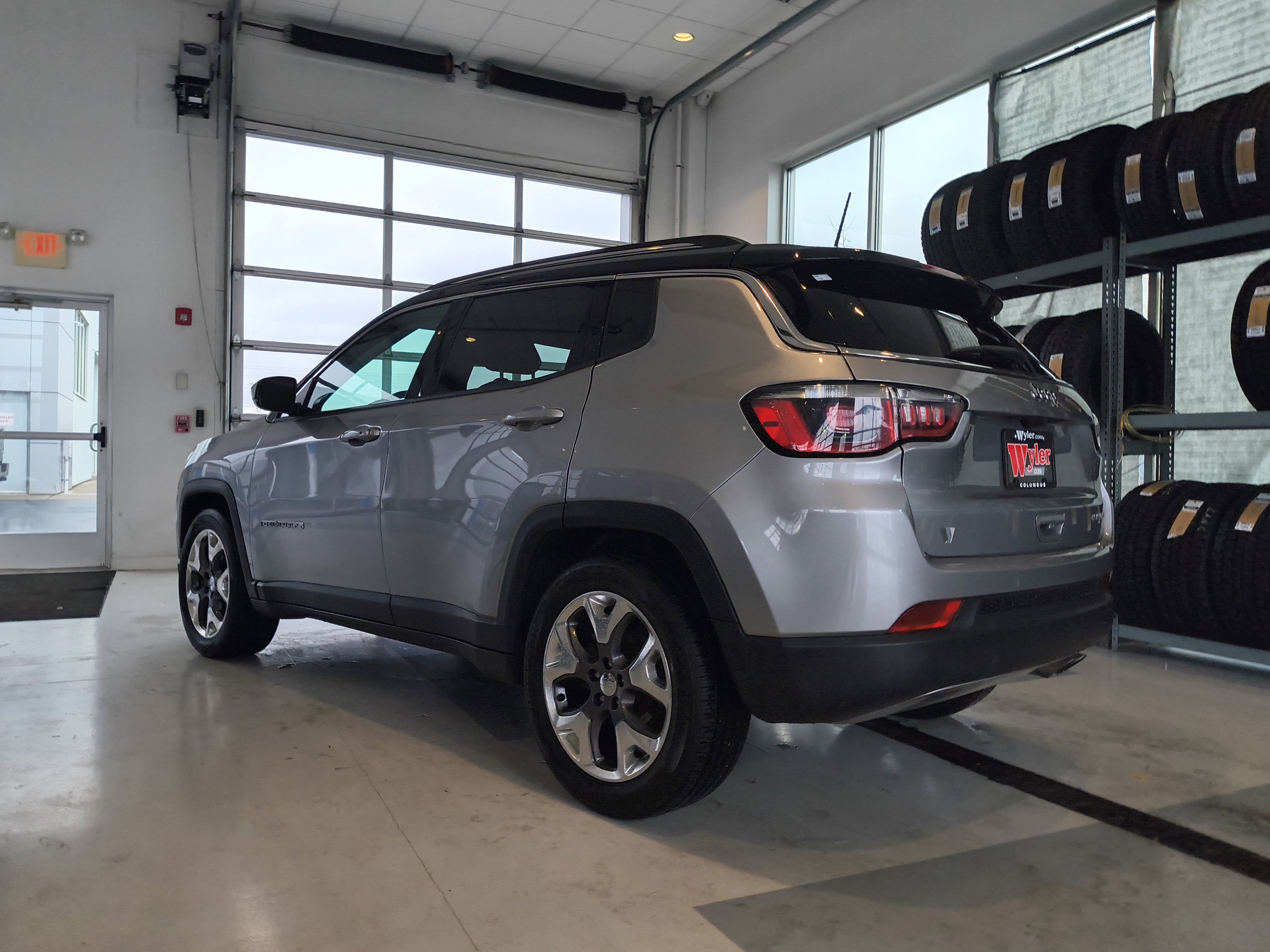 Used 2019 Jeep Compass Limited image 3
