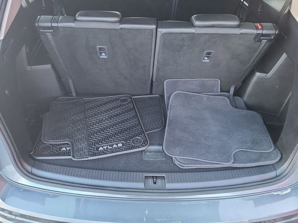 Used 2019 Volkswagen Atlas SE w/ Towing Package image 38