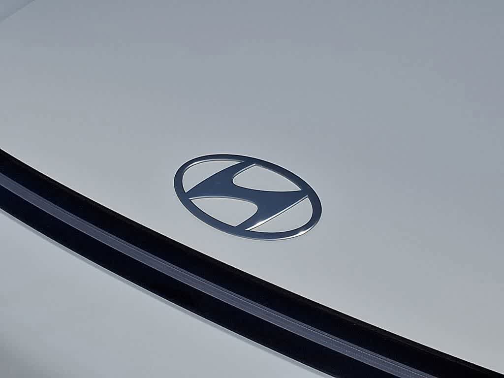 Used 2024 Hyundai Kona SEL AWD/4WD image 31