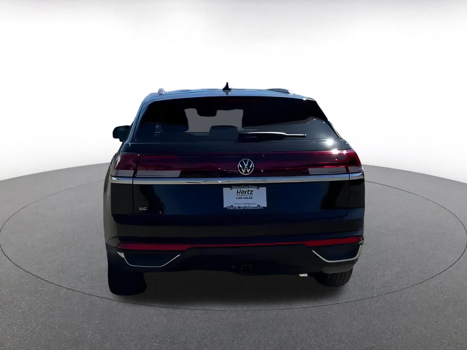 Used 2025 Volkswagen Atlas Cross Sport SE image 11