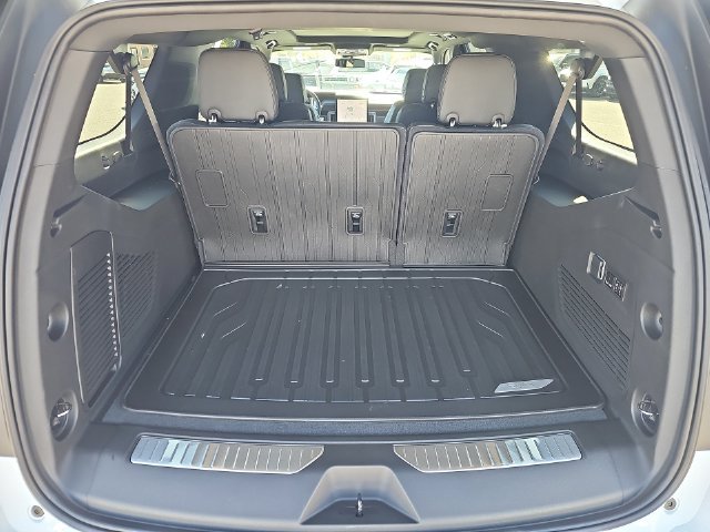 New 2026 GMC Yukon XL Denali w/ Sun & Power Step Package AWD/4WD image 20