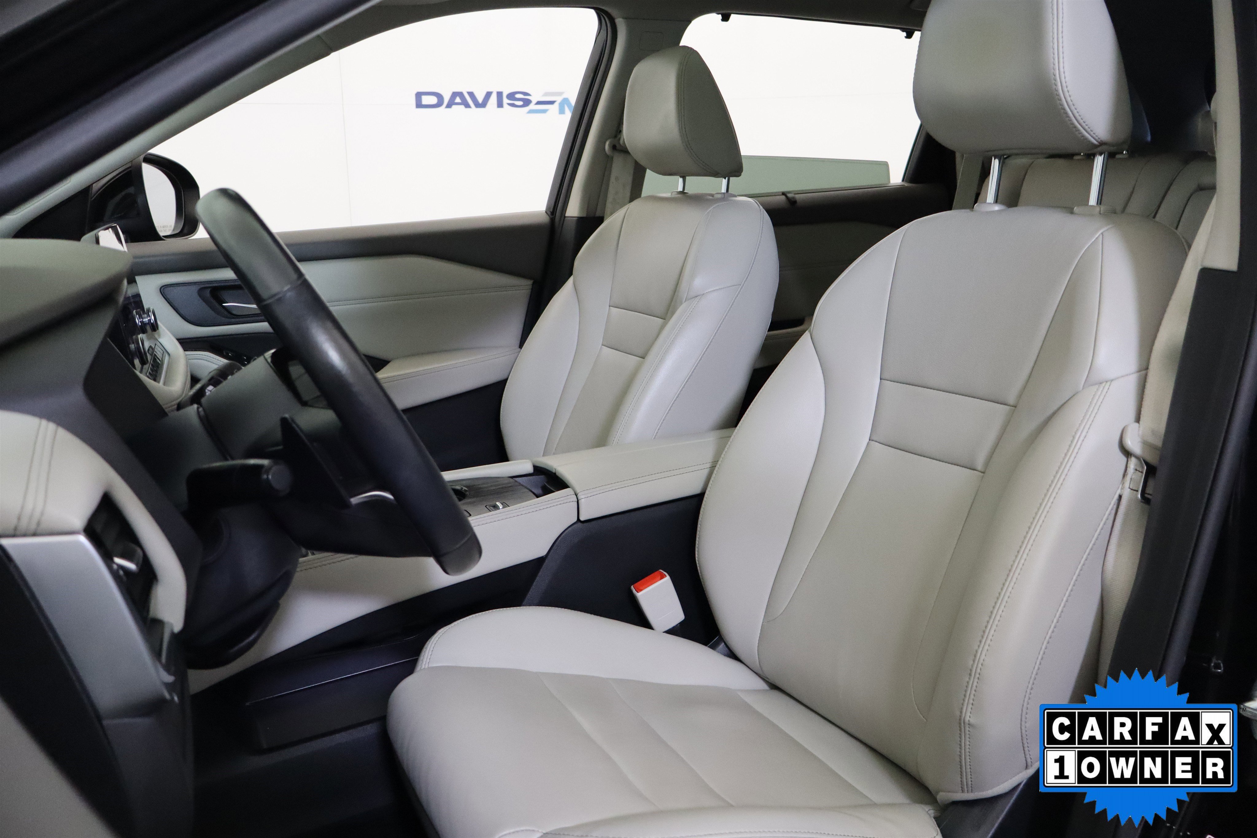 Used 2025 Chevrolet Silverado 1500 LT w/ Leather Package image 55