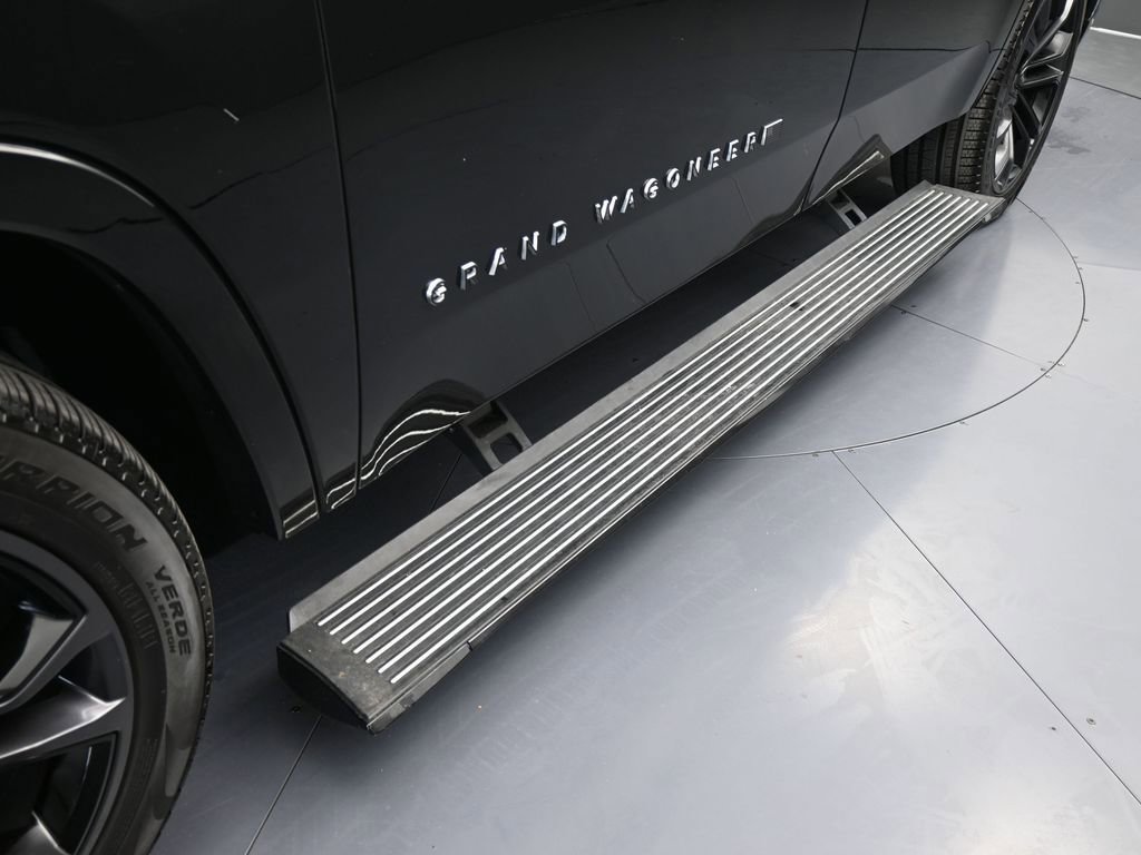 Used 2024 Jeep Grand Wagoneer Series III w/ Quick Order Packagew 28T image 44