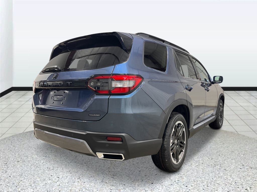New 2026 Honda Pilot Touring image 3