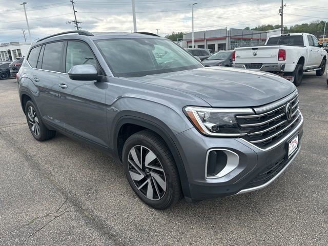 Used 2024 Volkswagen Atlas SE image 28