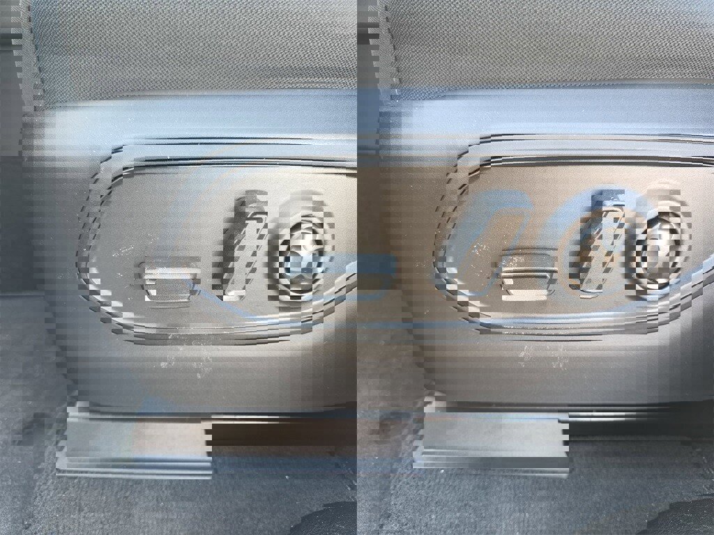 New 2026 Jeep Grand Cherokee Laredo X image 30