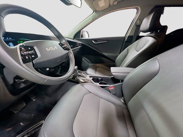 Certified 2023 Kia Niro EX image 21
