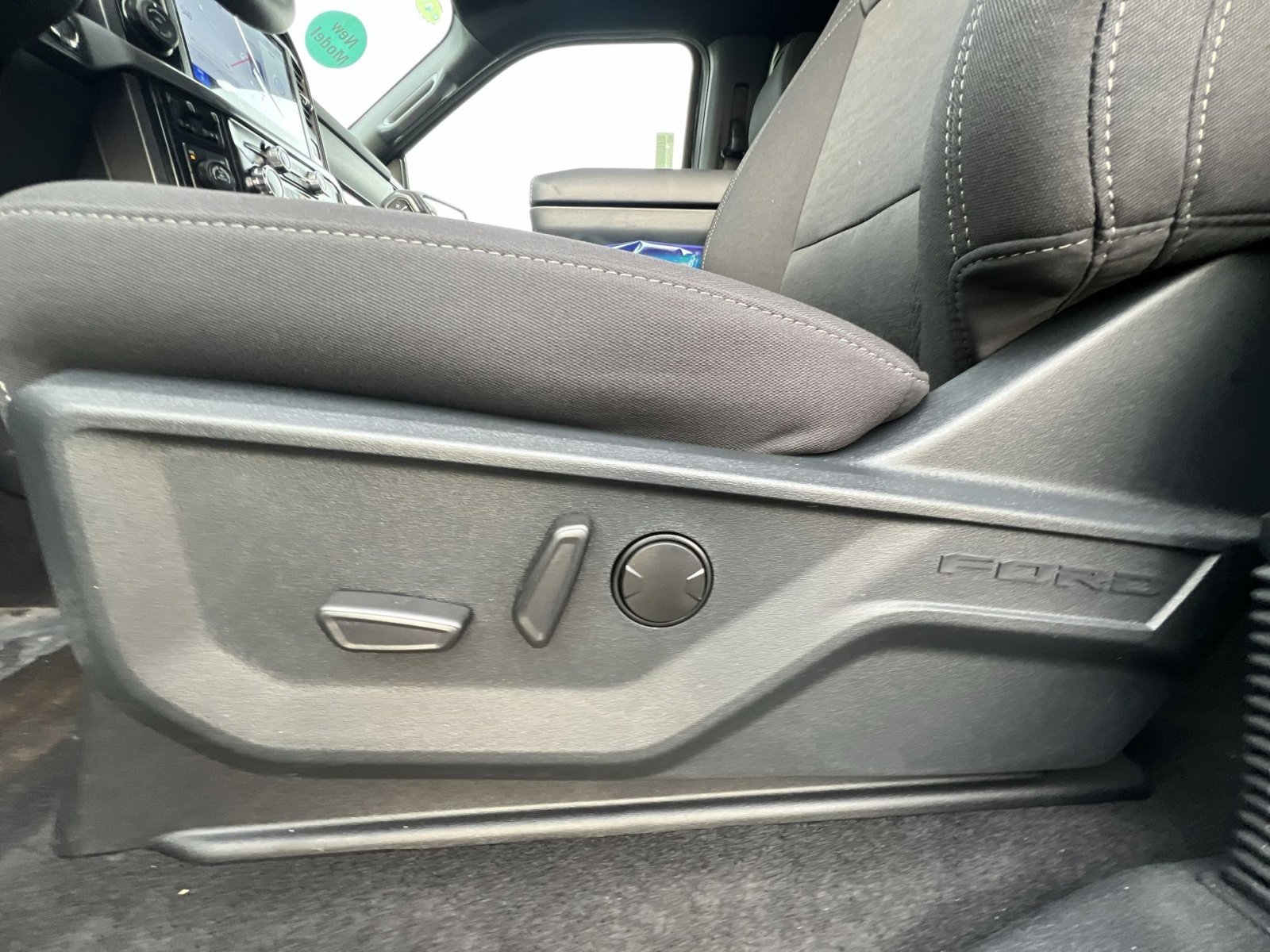 New 2026 Ford F150 XLT w/ Equipment Group 302A MID image 14