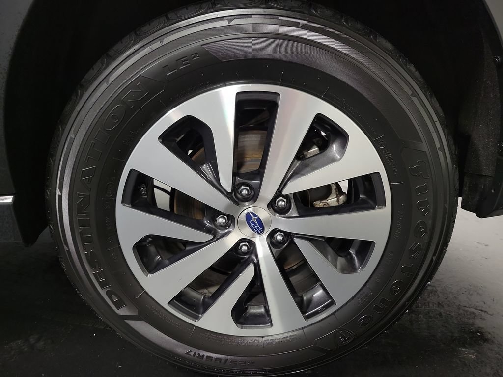 Used 2024 Subaru Outback Premium AWD/4WD image 10