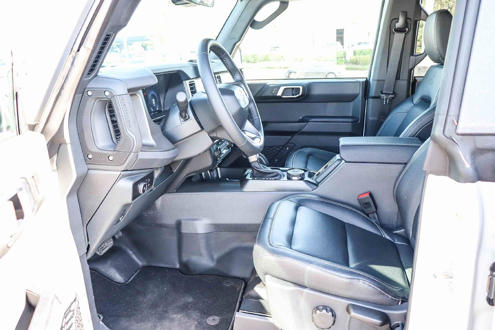 New 2026 Ford Bronco Big Bend w/ Black Diamond Package AWD/4WD image 18