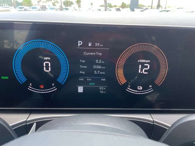New 2026 Hyundai Santa Fe SE FWD image 9