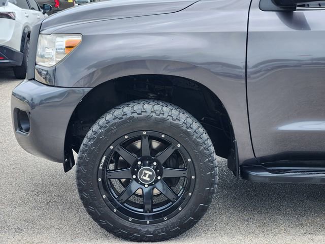 Used 2015 Toyota Sequoia SR5 w/ Premium Package RWD image 5