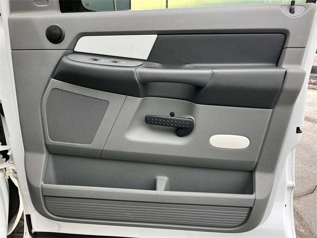 Used 2008 Dodge Ram 2500 Truck SXT image 24