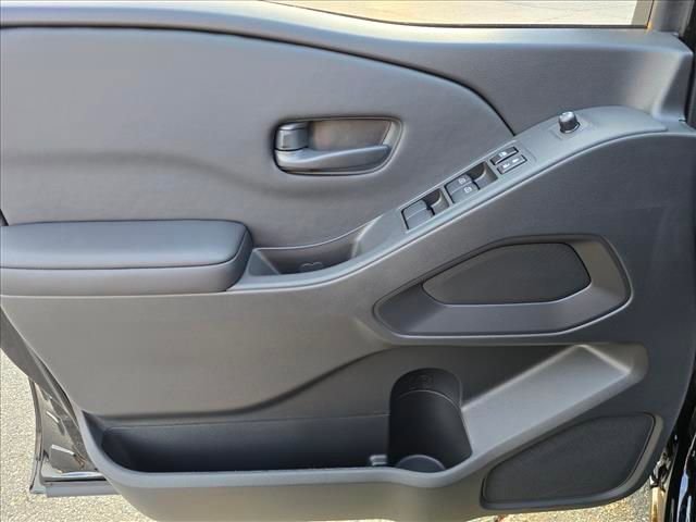 New 2026 Nissan Frontier SV w/ All-Weather Content Package image 8