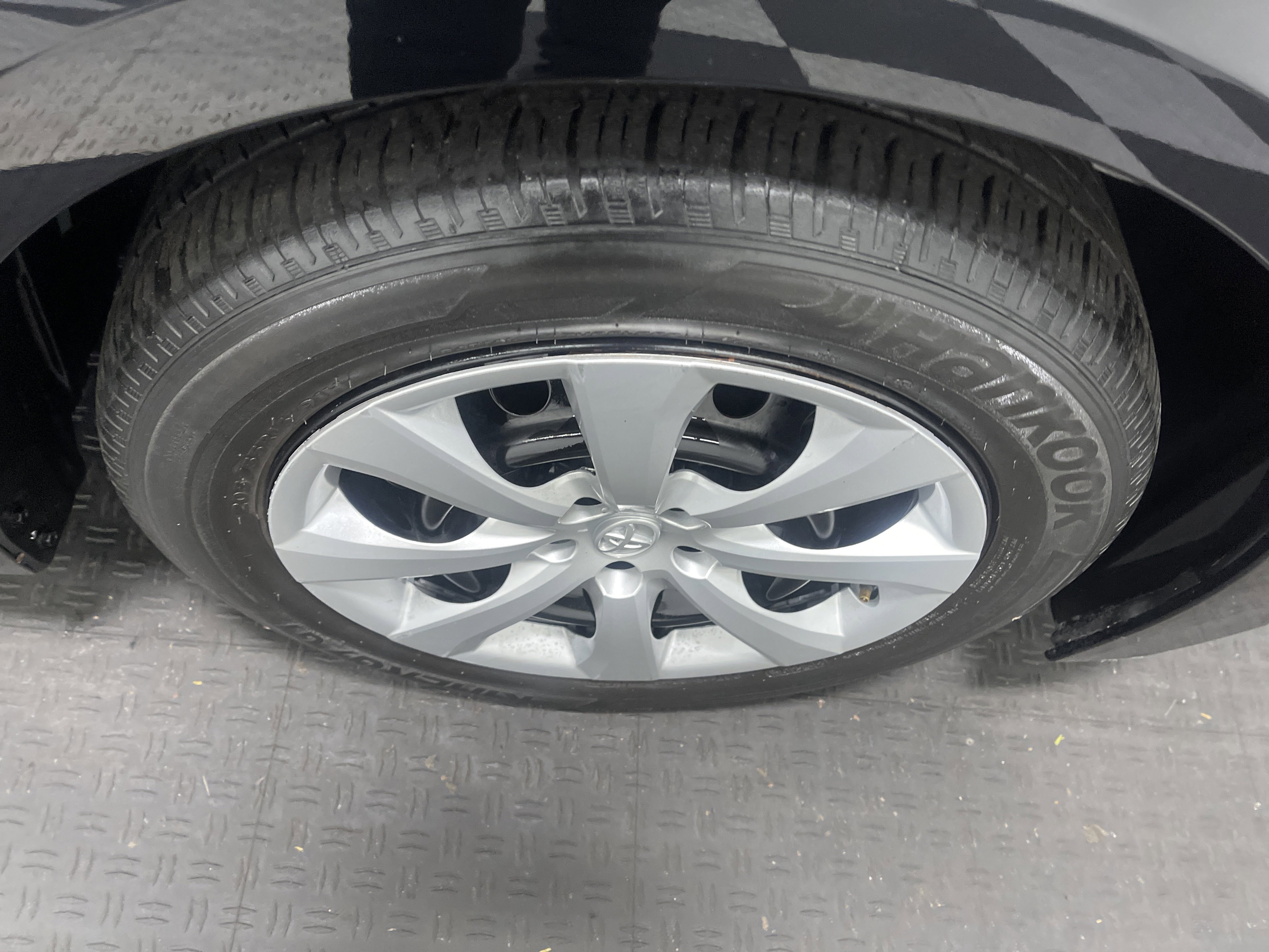 Used 2024 Toyota Corolla LE image 26