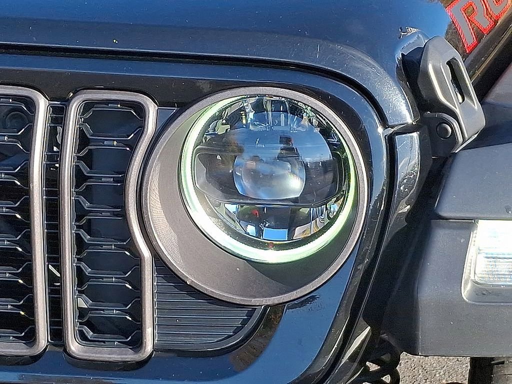 Used 2024 Jeep Wrangler Unlimited Rubicon image 9