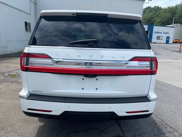 Used 2021 Lincoln Navigator Reserve AWD/4WD image 7