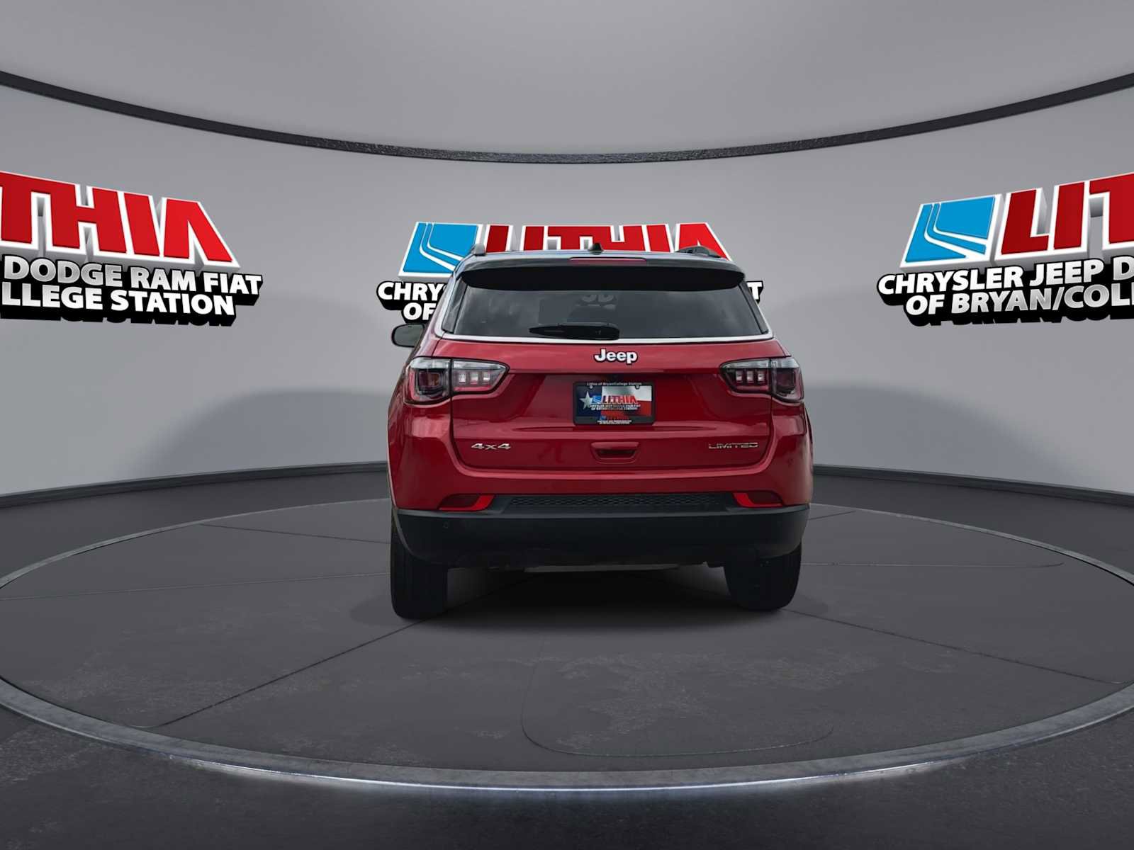 Used 2025 Jeep Compass Limited AWD/4WD image 7