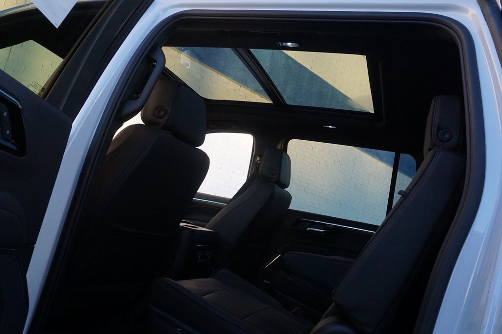 New 2026 Chevrolet Suburban High Country w/ Sun And Tow Package image 31