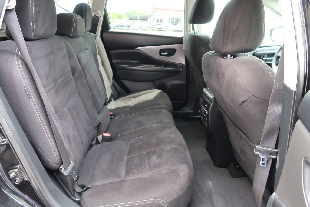 Used 2019 Nissan Murano S FWD image 8