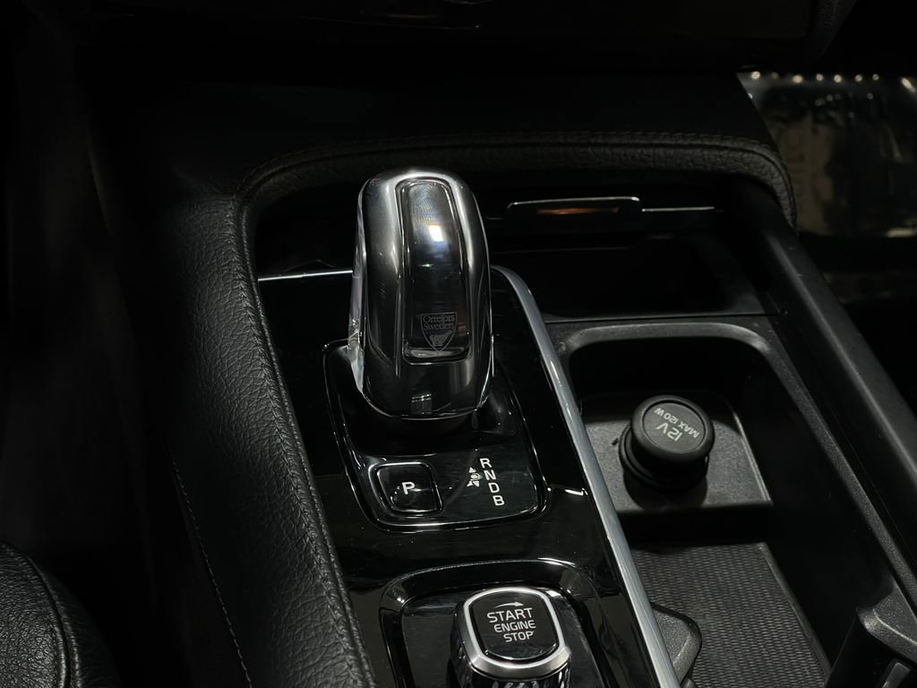 Used 2018 Volvo XC90 T8 Momentum w/ Convenience Package image 30