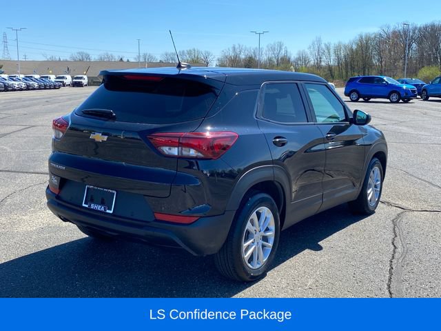 Certified 2024 Chevrolet TrailBlazer LS w/ LS Convenience Package FWD image 3