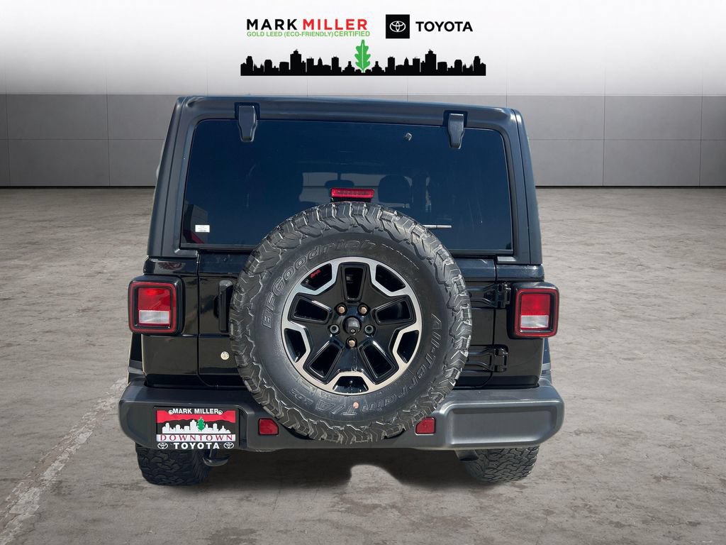 Used 2019 Jeep Wrangler Unlimited Sahara AWD/4WD image 4