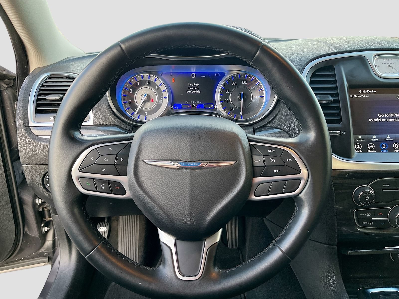 Used 2022 Chrysler 300 Touring w/ Sport Appearance Package RWD image 11